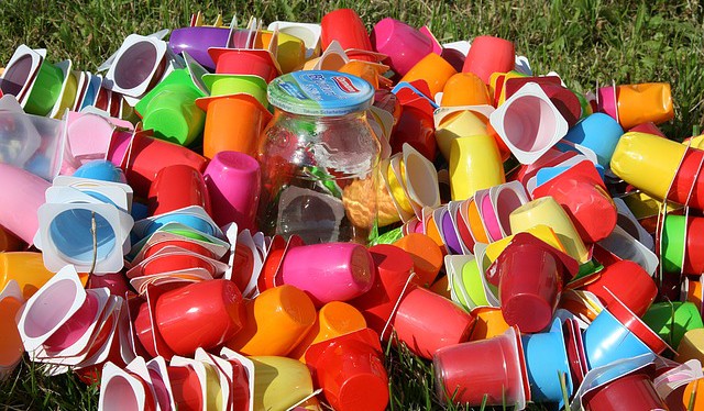 Evropská komise spouští alianci pro recyklaci plastů