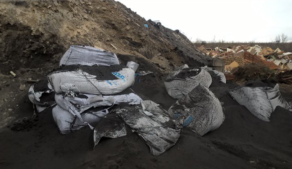 Firma opět nelegálně nakládala s odpady v Sokolnicích a ve Zbýšově