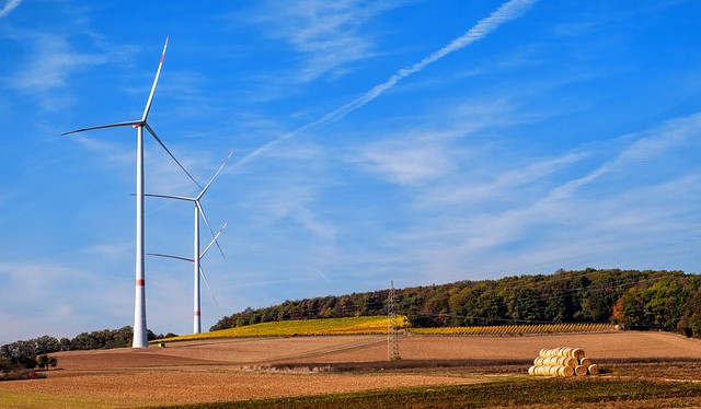 Francie plánuje zvýšit výdaje na obnovitelné zdroje energie