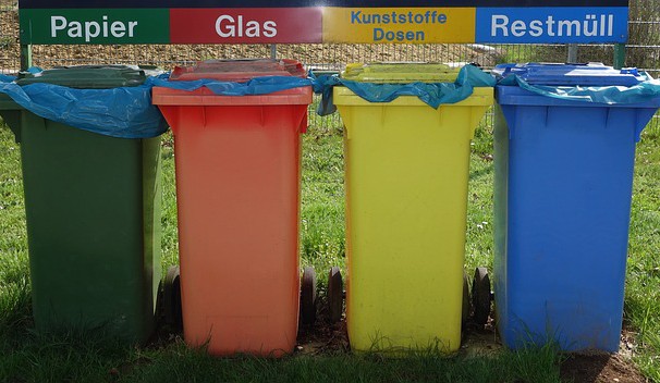Hradec Králové začne rozdávat tašky na tříděný odpad