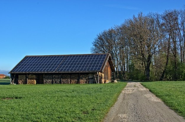 Jak se stát osobou oprávněnou k instalaci vybraných zařízení využívajících energii z obnovitelných