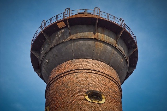 Kladenský vodojem se pyšní novou střechou