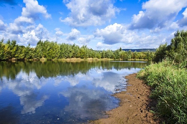 MŽP rozdělilo dalších téměř 5 miliard. Obcím pomohou zajistit pitnou vodu i zlepšit péči o krajinu