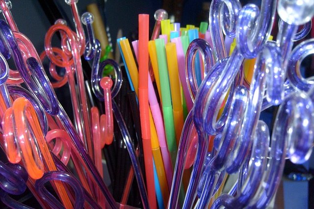 Ministr Brabec: Spolu s Komisí říkáme NE jednorázovým plastům. Česká republika má jasnou pozici k 