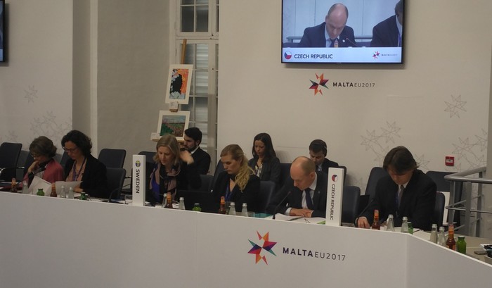 Ministři životního prostředí EU na Maltě diskutovali o adaptaci na změnu klimatu, znečištění oceán