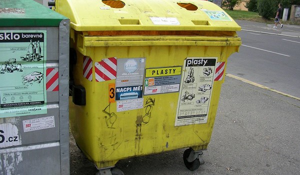 Odpady z obalů: Obce mohou mít na výběr. Na co se tedy čeká?