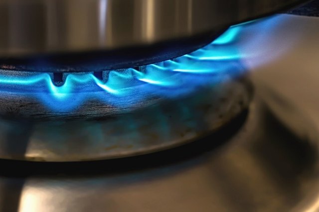 PIXNIO-1249885-900x600