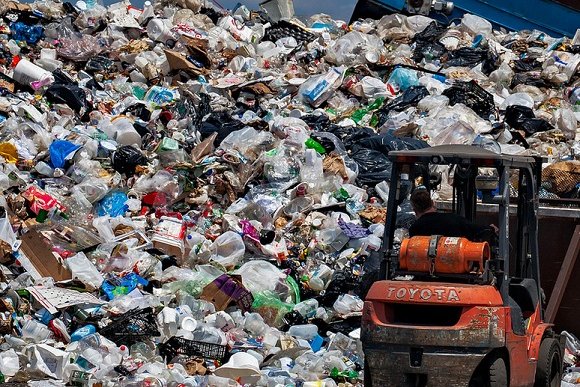 Plastikáři varují před tvrdým Brexitem