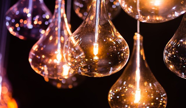 Počet svítidel v domácnostech vzrostl na 54 milionů, přibývají zejména úsporné typy osvětlení