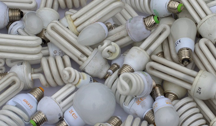 Počet svítidel v domácnostech vzrostl na 55 milionů, přibývají zejména úsporné typy osvětlení