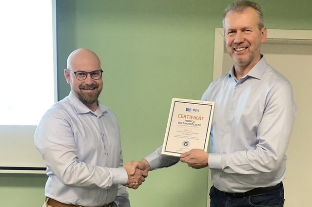 Předávání OCS certifikátu společnosti Rapol