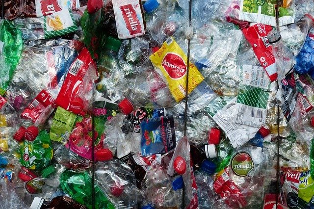 Příklady chemických recyklací odpadních plastů v Evropě