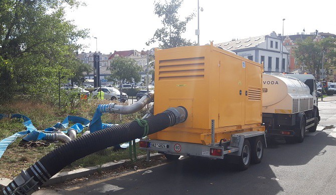 Protipovodňové systémy na kanalizační síti chrání Prahu před povodněmi