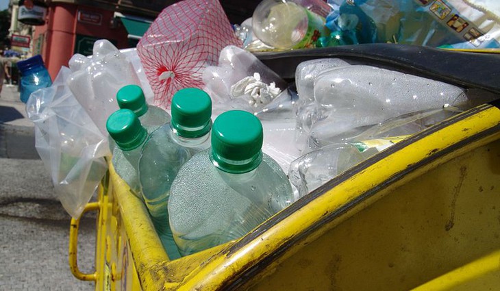 První komerční polyolefiny z produktů chemické recyklace odpadních plastů