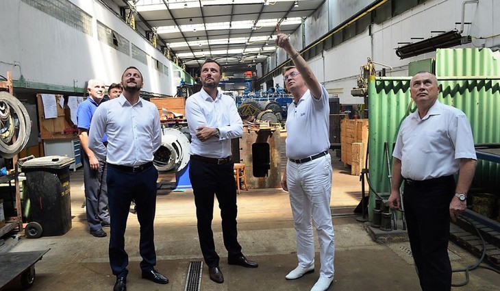 Skupina ČEZ ESCO rozsvítila výrobní haly SIGMA GROUP v Lutíně