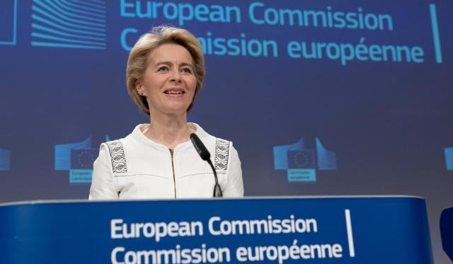 Ursula von der Leyenová poslancům představí Zelenou dohodu pro Evropu