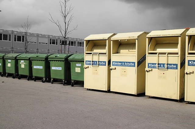 V Brně přibudou nové kontejnery na starý textil. Pomůžou charitě i životnímu prostředí