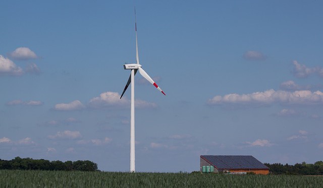 V Německu proběhla další aukce pro solární a větrné elektrárny, soutěžené ceny stále neklesají
