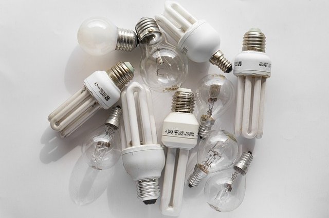 bulb-4957012_640.jpg