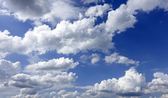 clouds-3488632_640.jpg