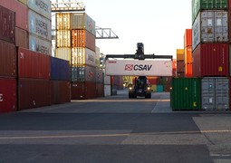 container-gaa816cc8f_640