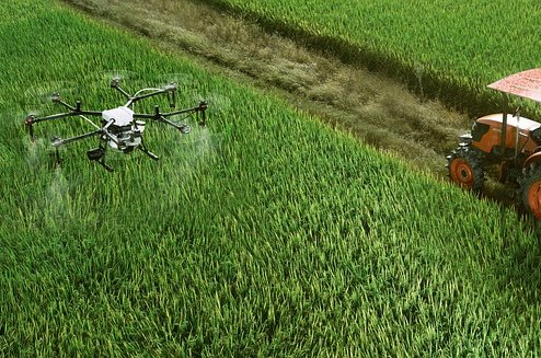 dji-agras-dji-4223417_640