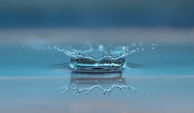 drop-of-water-545377_640.jpg
