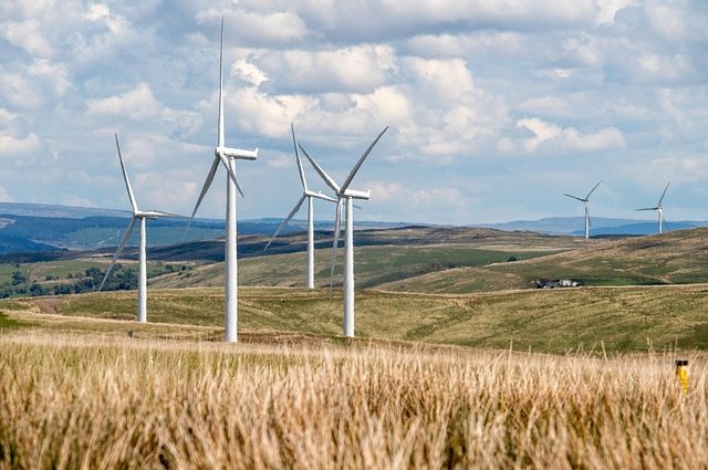 edwhiteimages-wind-energy-7342177_640