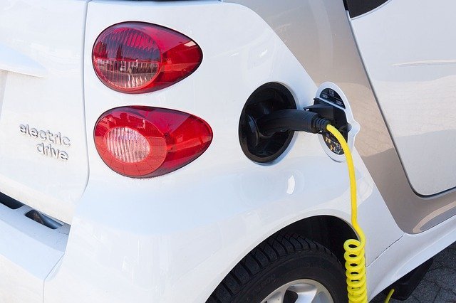 electric-car-734573_640.jpg
