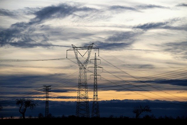 electricity-gd7348db6a_640