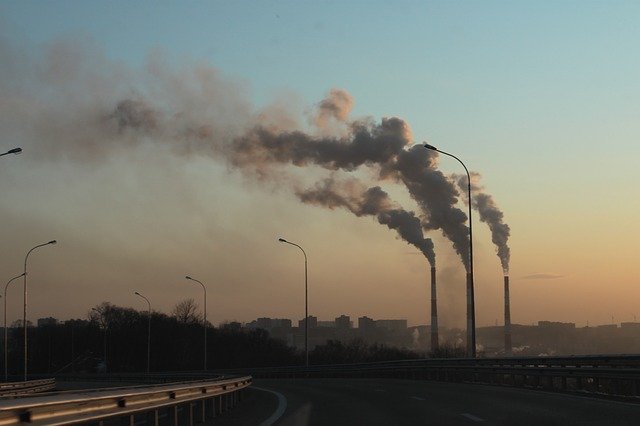 factory-613319_640.jpg