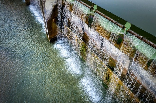 fietzfotos-waterworks-4099769_640