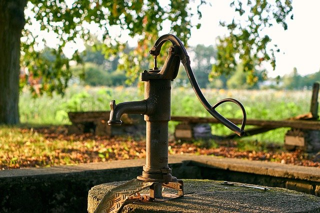 fountain-4542606_640.jpg