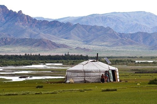jackmac34-yurt-486866_640