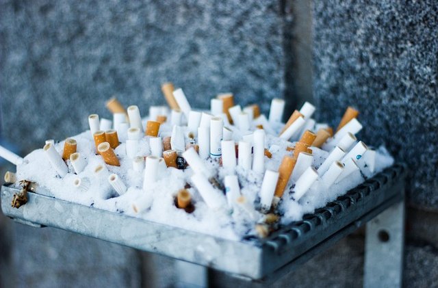 josef1985-cigarette-3208558_640