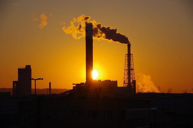 kamilszerlag-factory-5243525_640