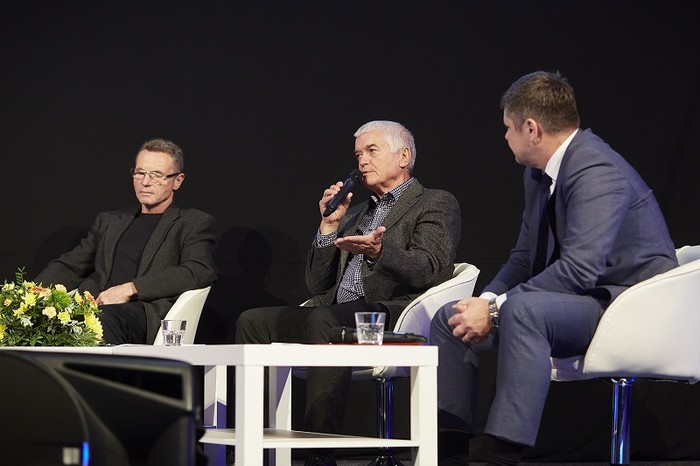 konference13