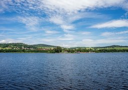 leonhard_niederwimmer-lake-7369275_640