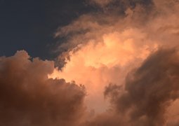 luminous-clouds-7435175_640