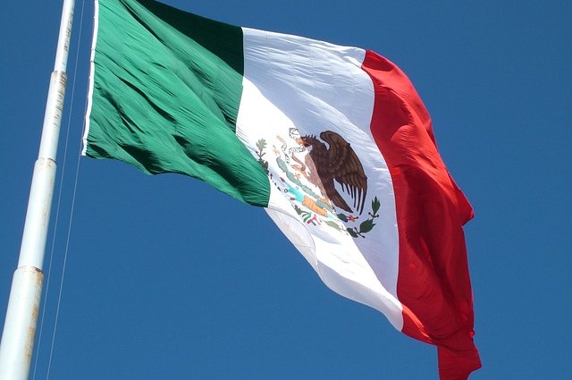 mediosaudiovisuales-flag-815077_640