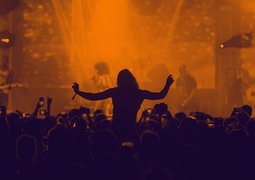 mikewallimages-concert-3084876_640