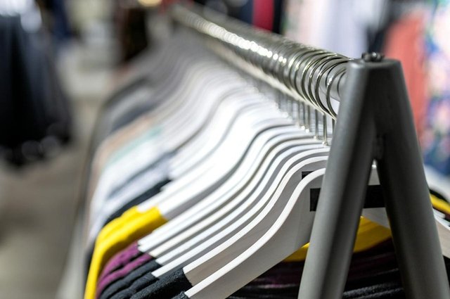 pexels-farhad-8743972