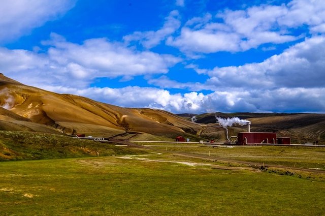 pexels-francesco-ungaro-464394