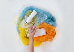 pexels-mikhail-nilov-7475829