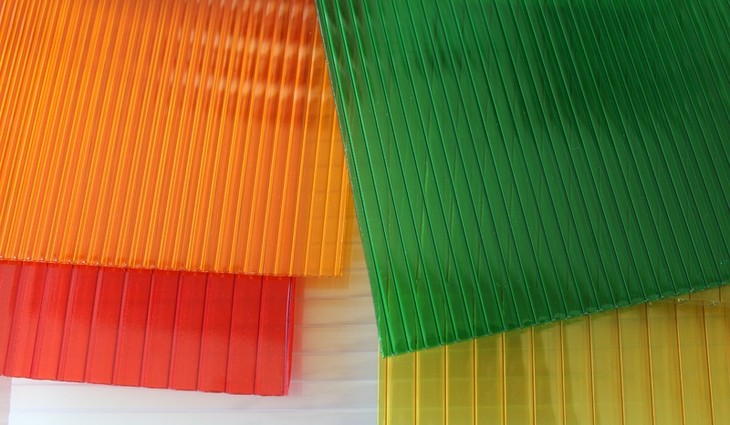 plastic-orange-construction-pattern-line-green-726158-pxhere.com