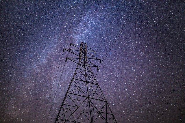 power-lines-922969_640.jpg
