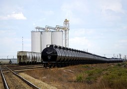 rja1988-train-5451826_640