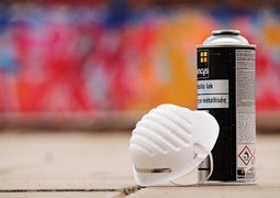 spray-cans-2738495_640