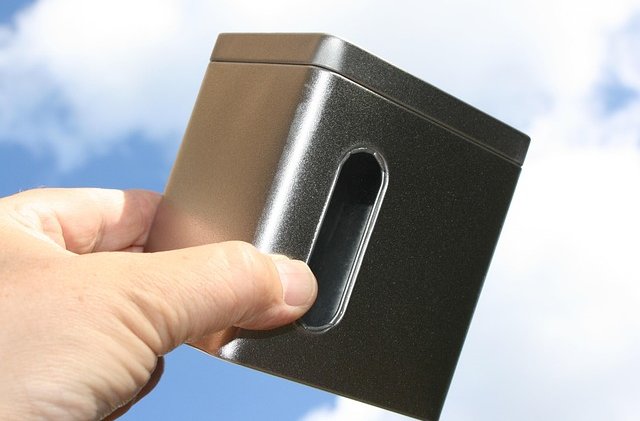 tea-caddy-1646043_640