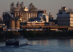 tho-ge-industry-9562428_640